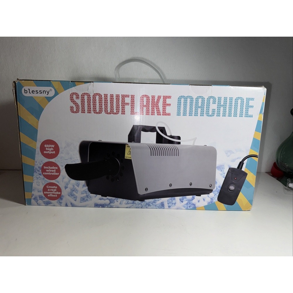 Blessny Snowflake Machine, 20 ft distance, 650W, 4.62lbs 900ml tank NIB Sealed